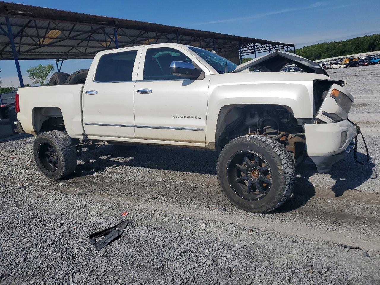 2016 CHEVROLET SILVERADO K1500 LTZ photo 4
