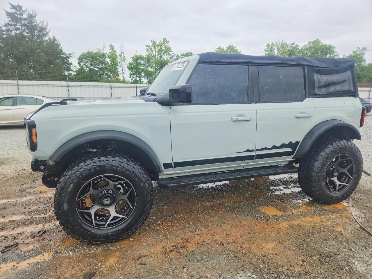 2021 FORD BRONCO