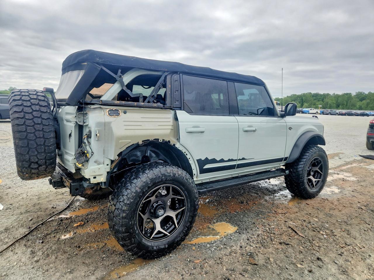 2021 FORD BRONCO BASE photo 7