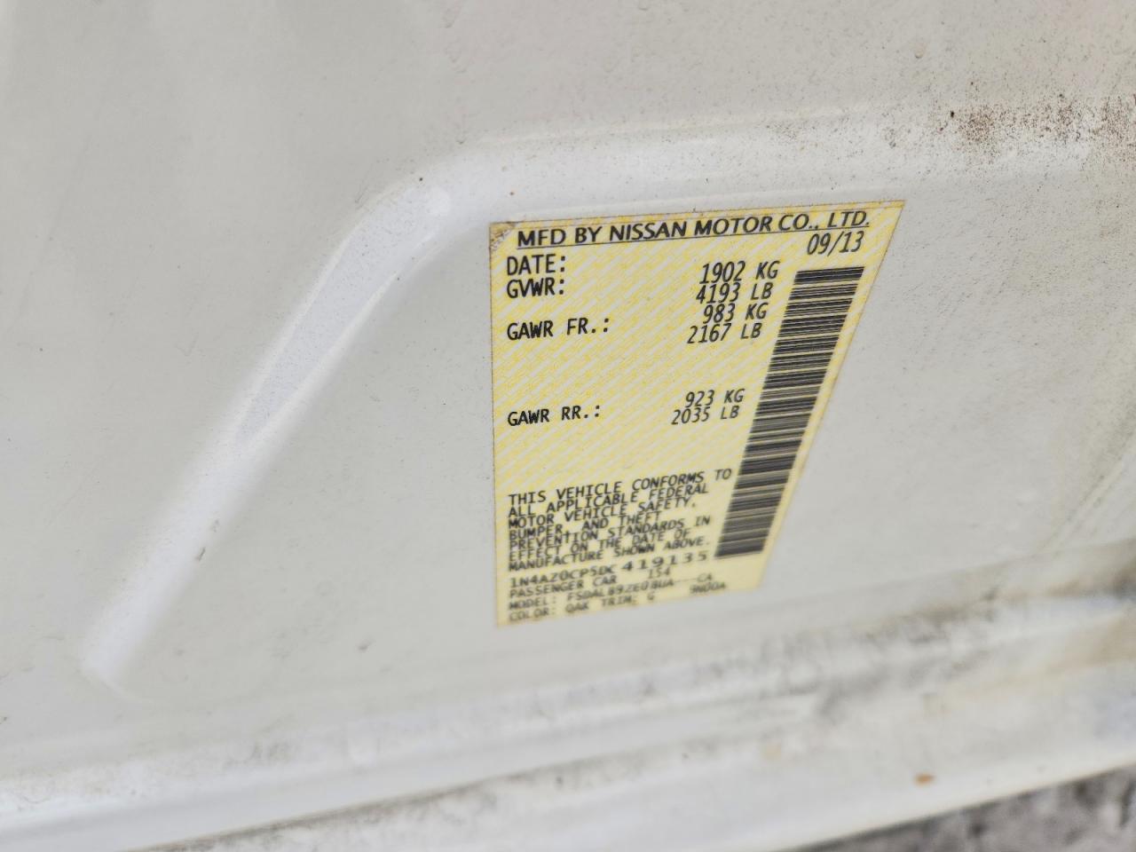 2013 NISSAN LEAF S photo 23