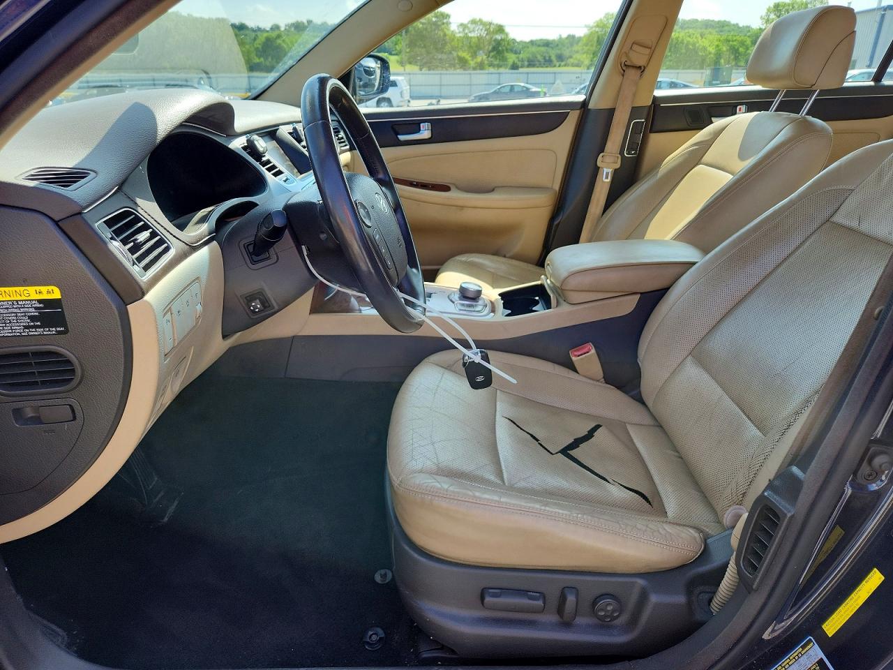 2012 HYUNDAI GENESIS 3.8L photo 19