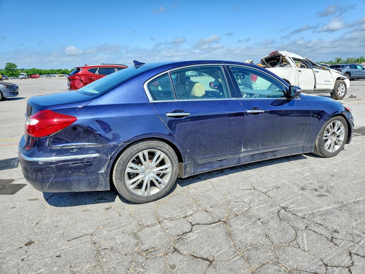 2012 HYUNDAI GENESIS 3.8L photo 7