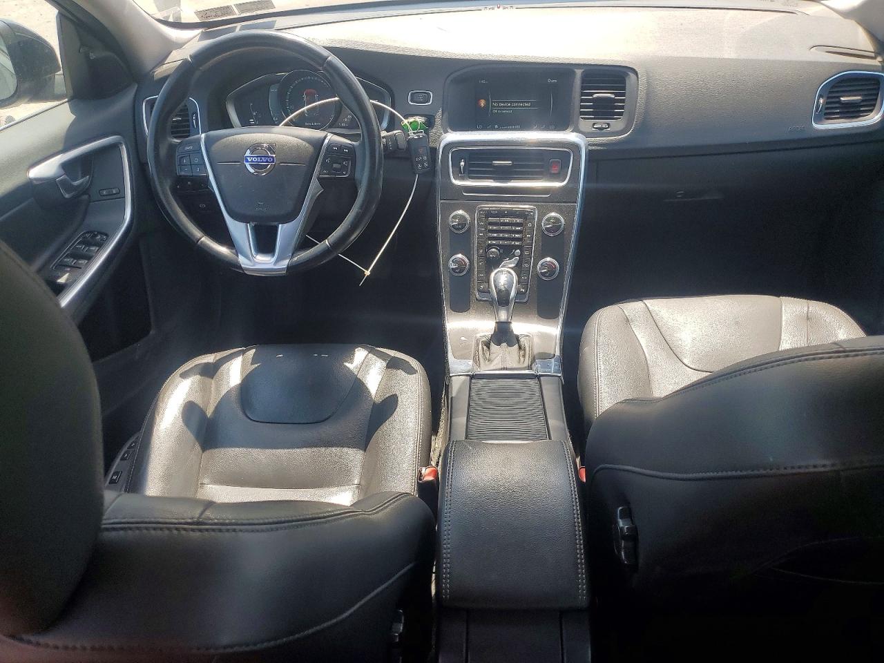 2015 VOLVO S60 PREMIER photo 22