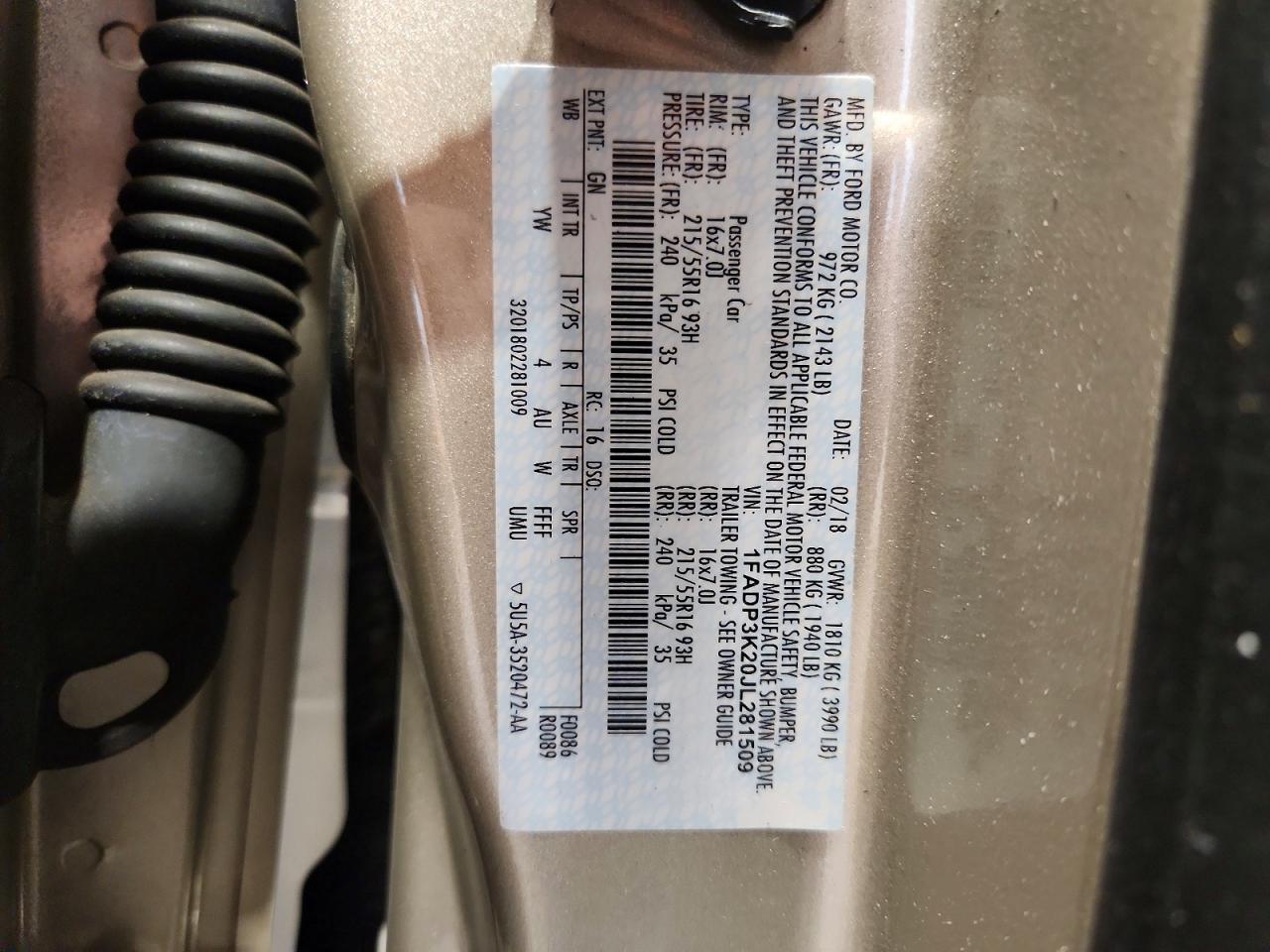 2018 FORD FOCUS SE photo 12