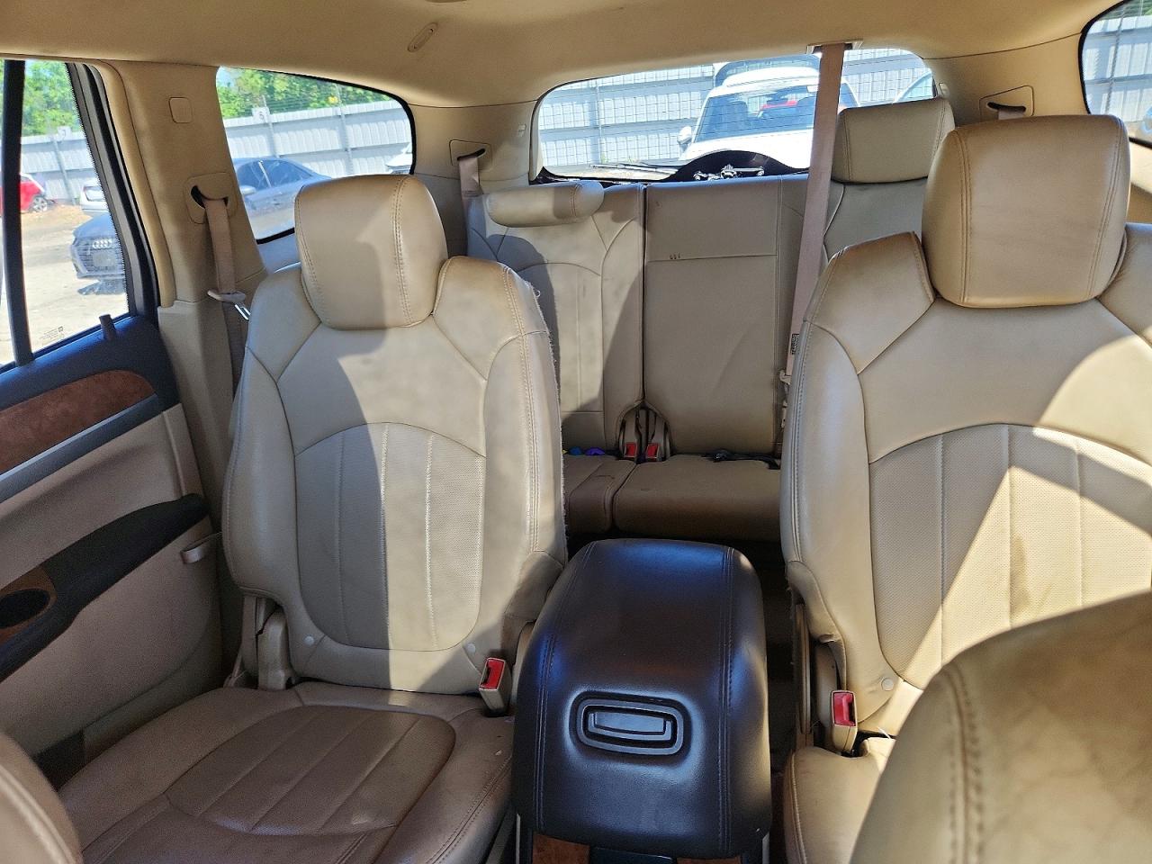 2010 BUICK ENCLAVE CXL photo 28