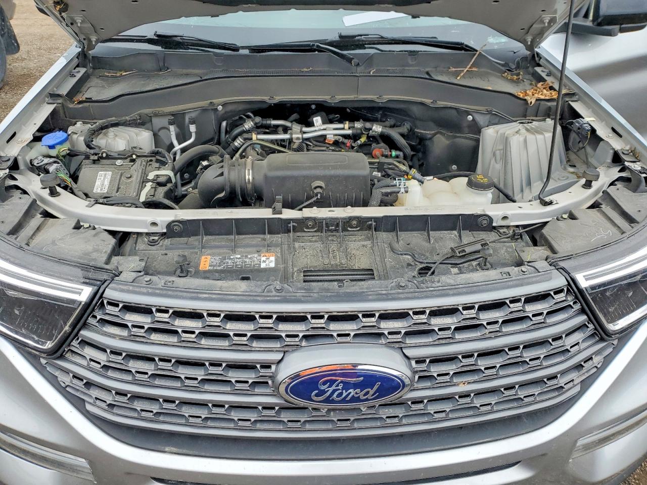 2023 FORD EXPLORER XLT photo 12