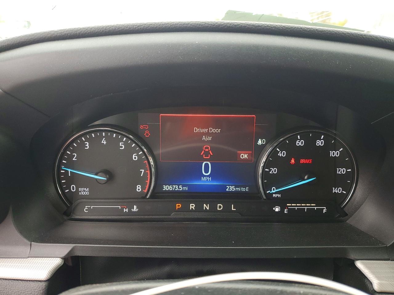2023 FORD EXPLORER XLT photo 9