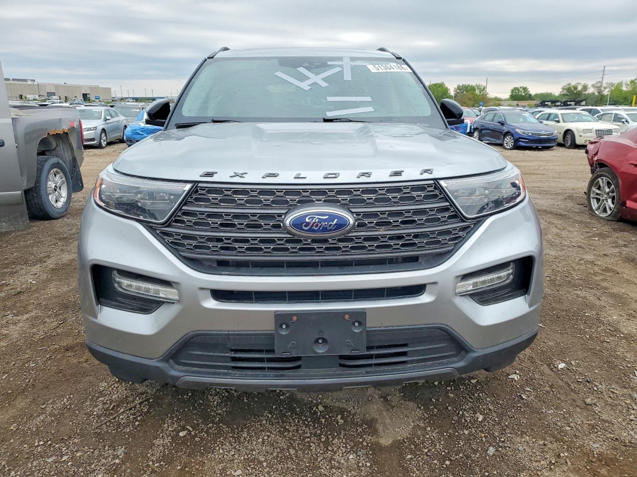 2023 FORD EXPLORER XLT photo 5