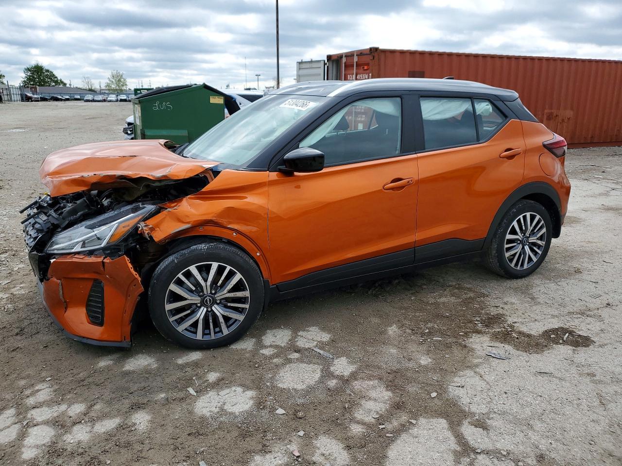 2023 NISSAN KICKS