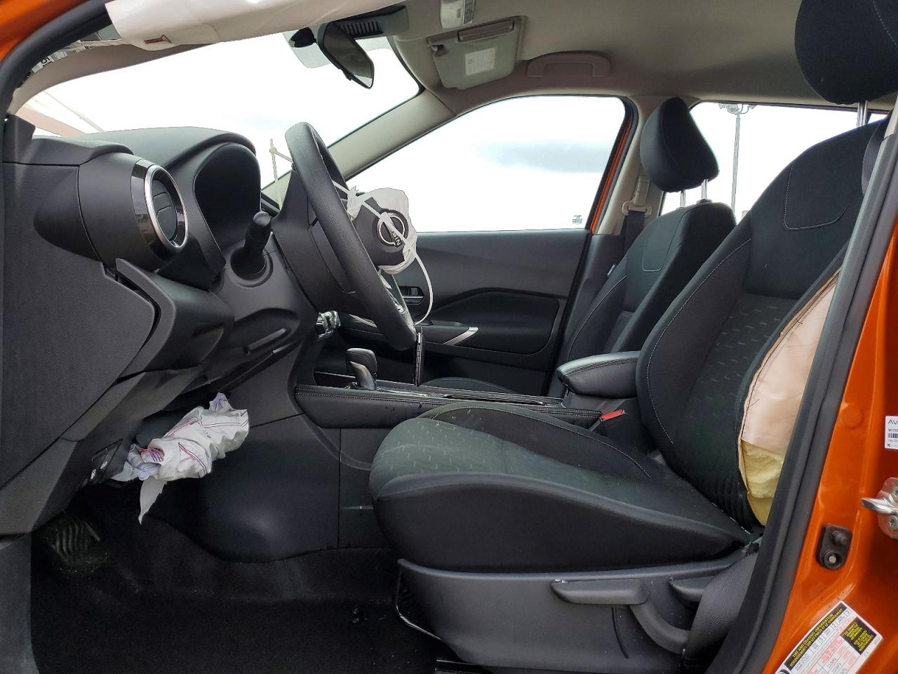 2023 NISSAN KICKS SV photo 19