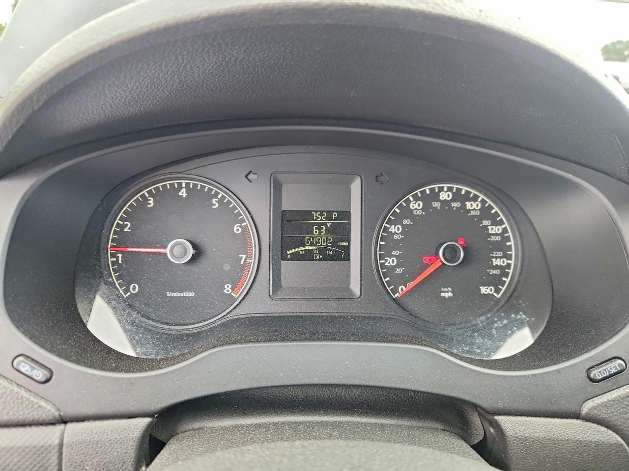 2012 VOLKSWAGEN JETTA BASE photo 17