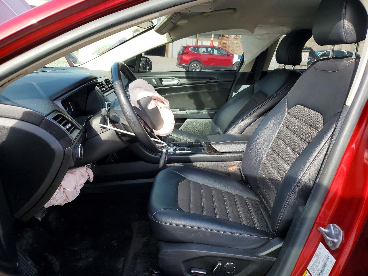 2018 FORD FUSION SE photo 19