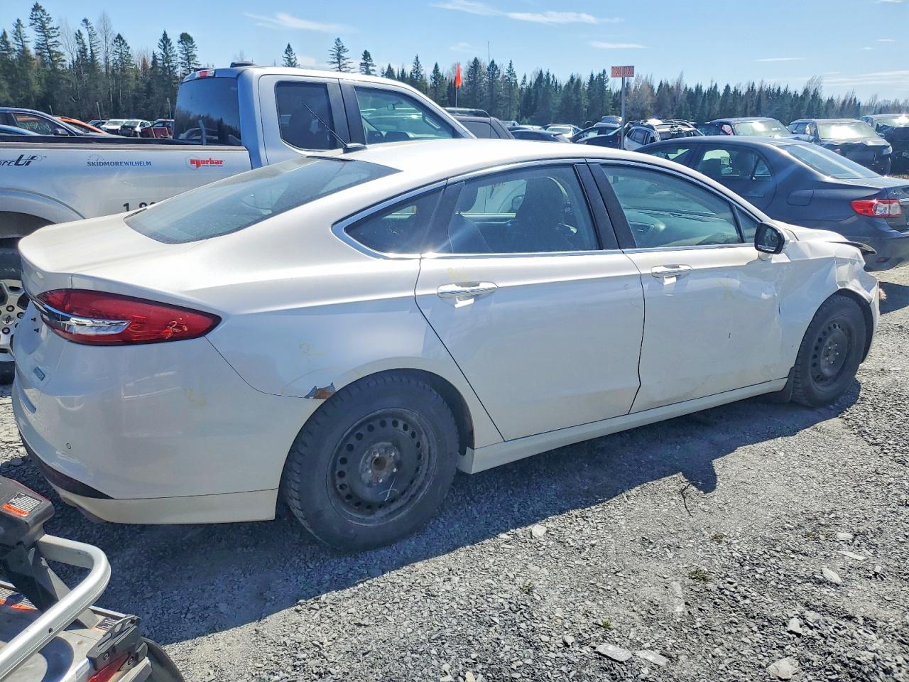 2017 FORD FUSION photo 5
