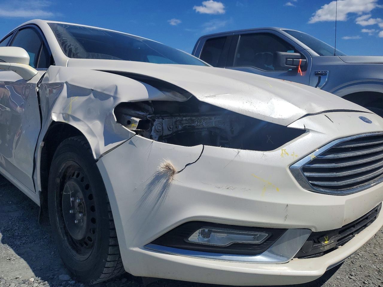 2017 FORD FUSION photo 23