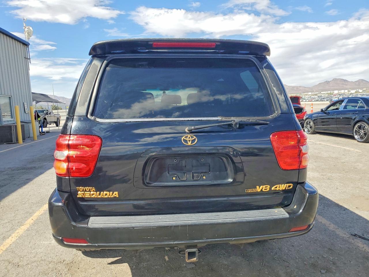 2002 TOYOTA SEQUOIA LIMITED photo 6