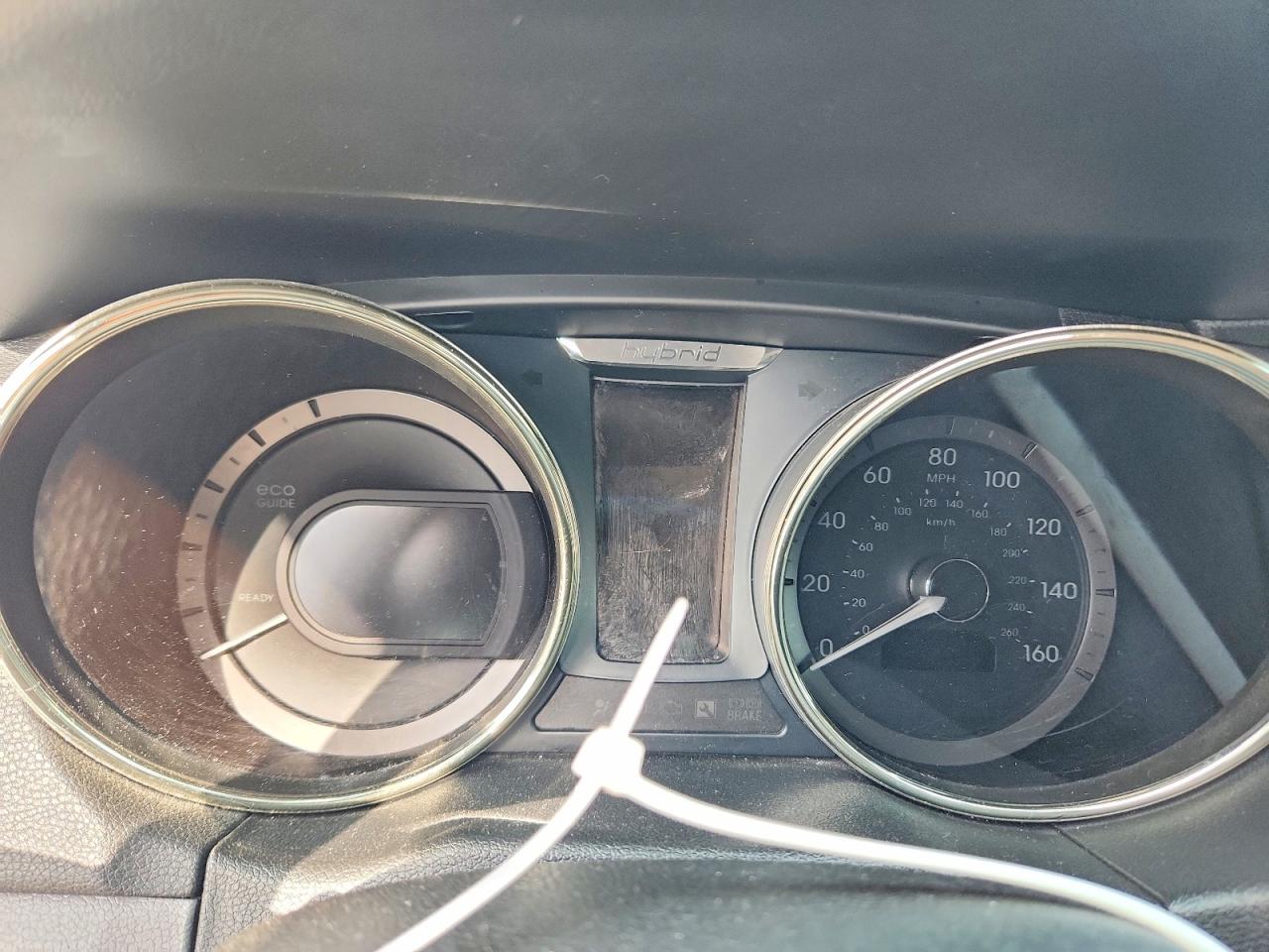 2011 HYUNDAI SONATA HYBRID photo 17