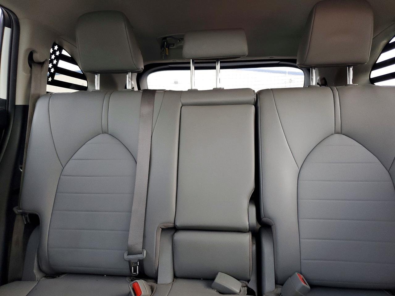 2020 TOYOTA HIGHLANDER XLE photo 19