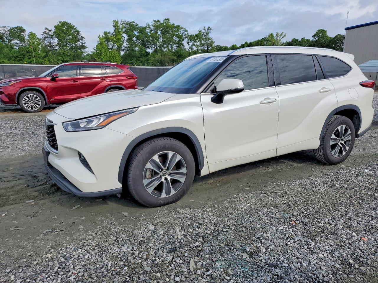 2020 TOYOTA HIGHLANDER