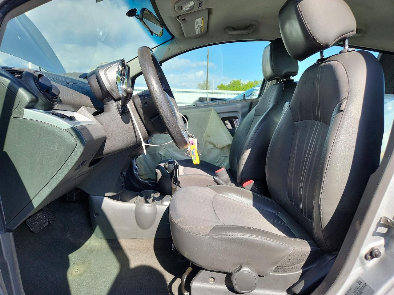 2015 CHEVROLET SPARK 1LT photo 13