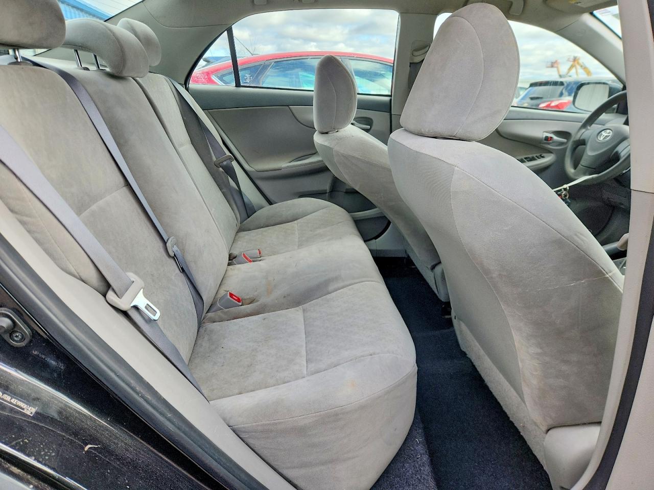 2009 TOYOTA COROLLA photo 19