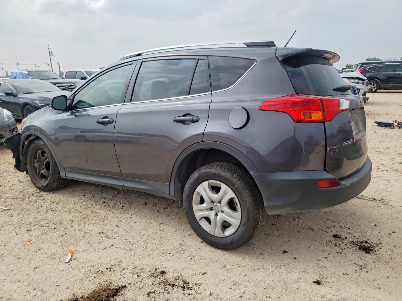 2015 TOYOTA RAV4 LE photo 3