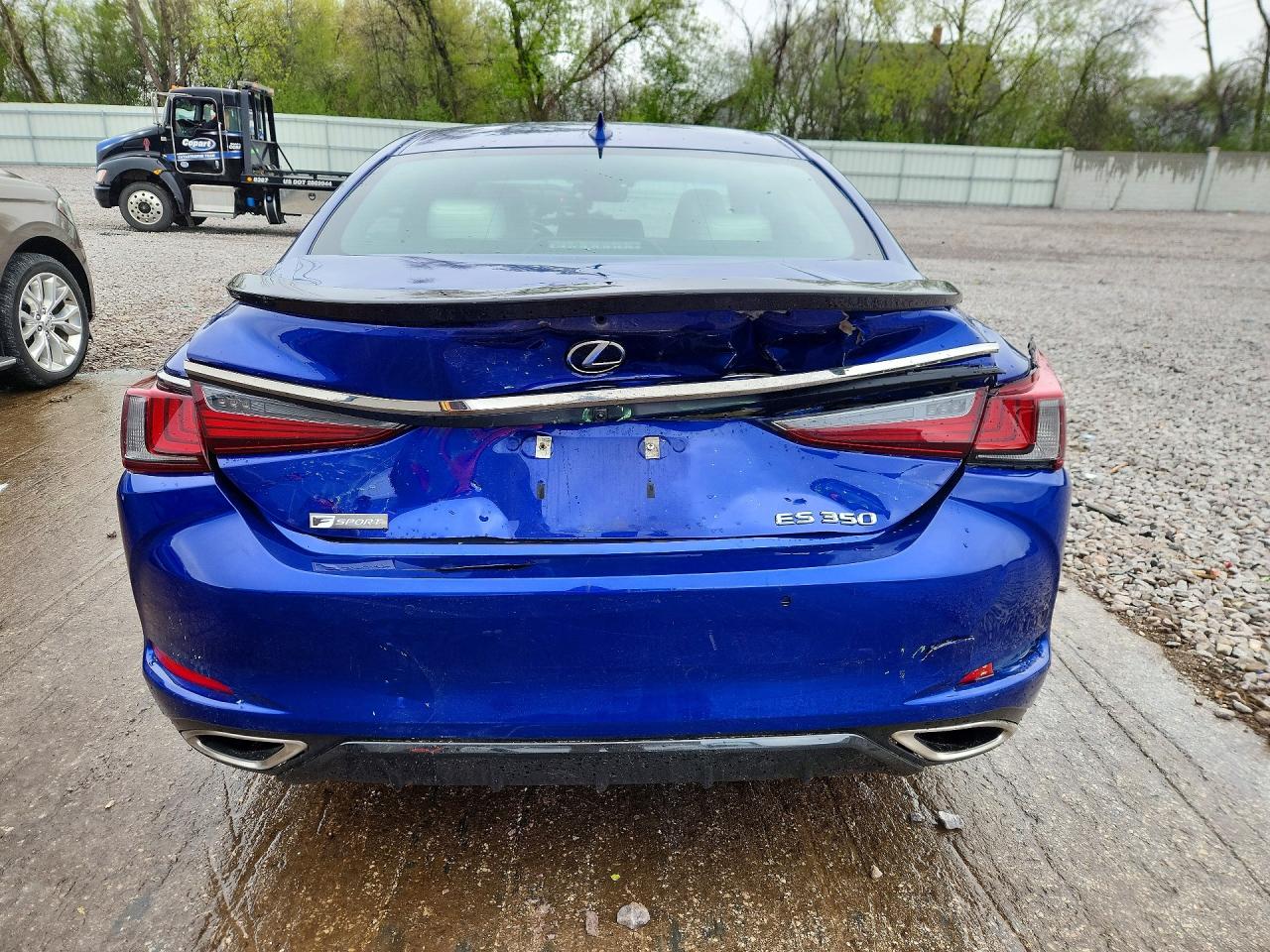 2021 LEXUS ES 300H photo 11