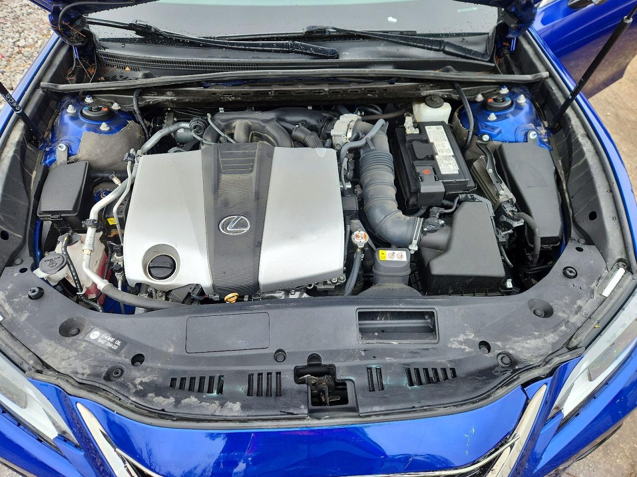 2021 LEXUS ES 300H photo 21