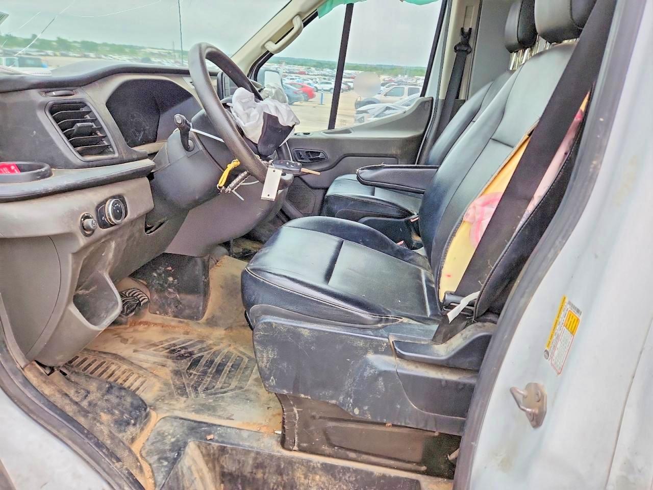 2020 FORD TRANSIT T-250 photo 7