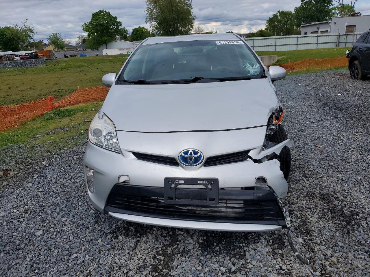 2014 TOYOTA PRIUS TWO photo 13
