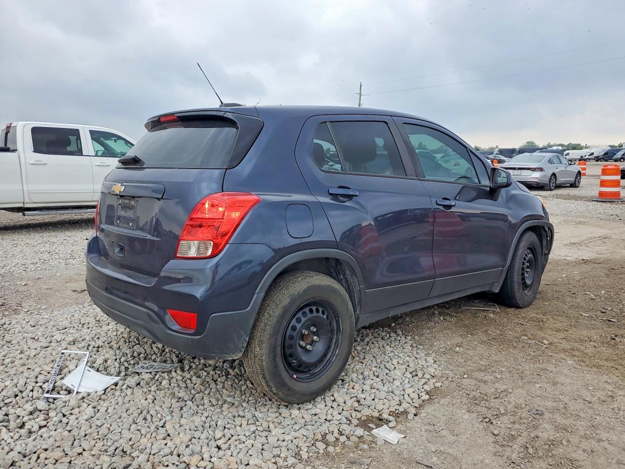 2018 CHEVROLET TRAX LS photo 7