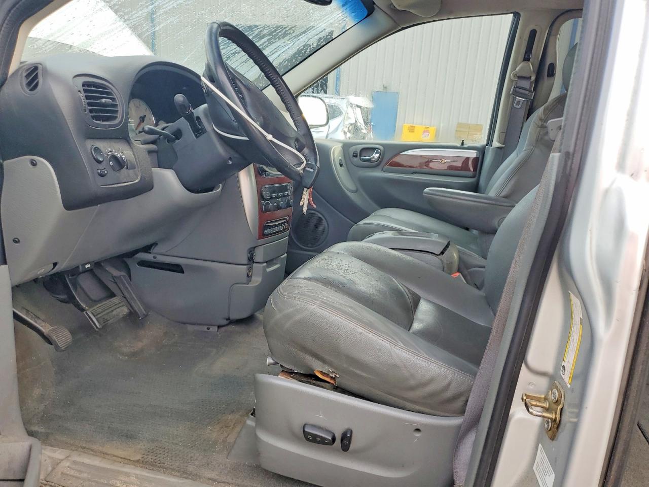 2007 CHRYSLER TOWN & COUNTRY LIMITED photo 25