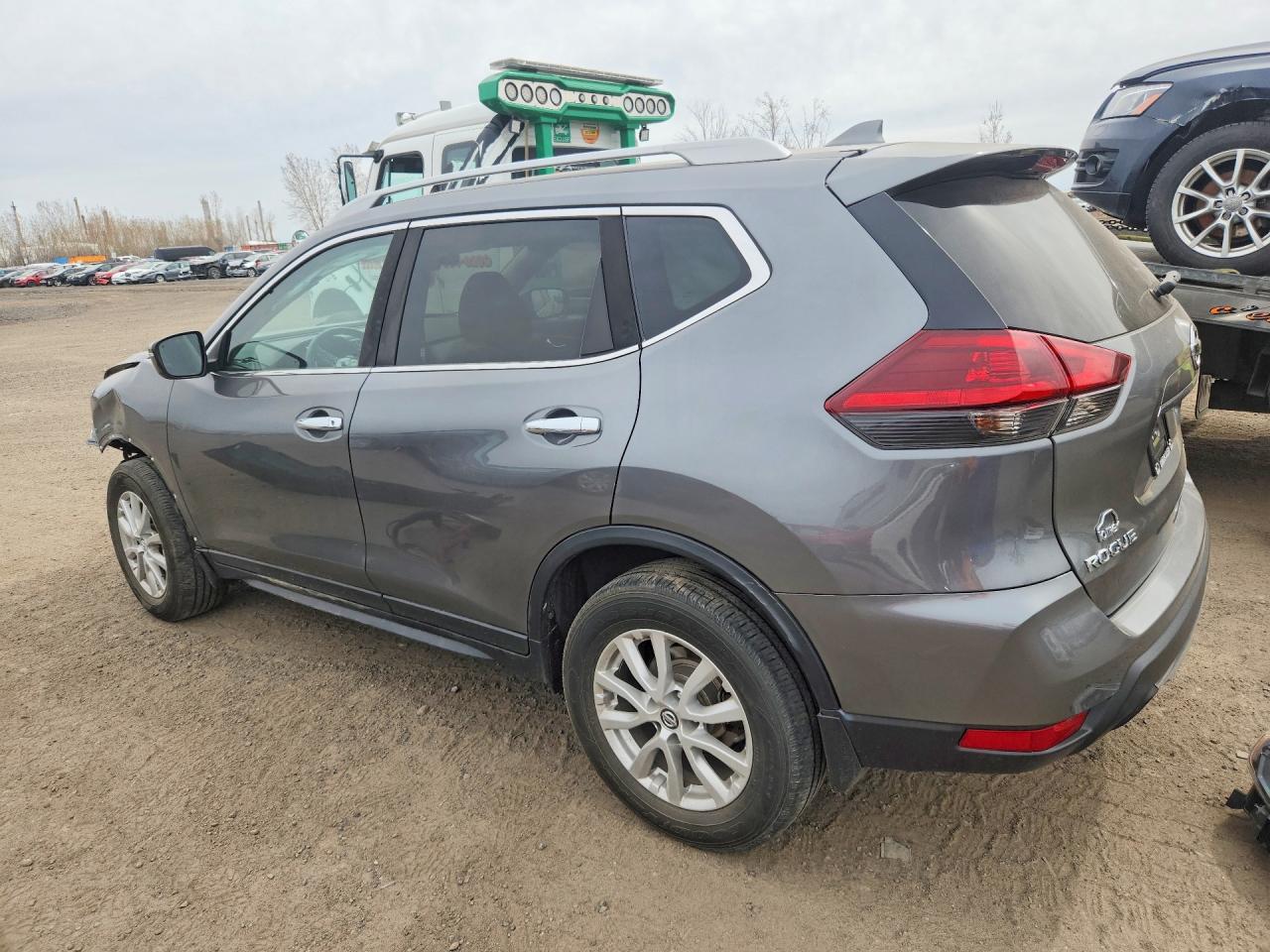 2019 NISSAN ROGUE S photo 3