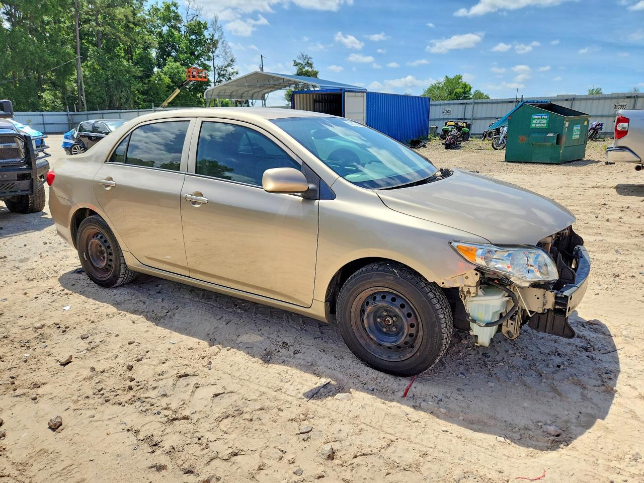 2010 TOYOTA COROLLA LE photo 10