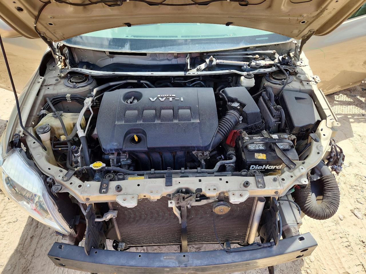 2010 TOYOTA COROLLA LE photo 31