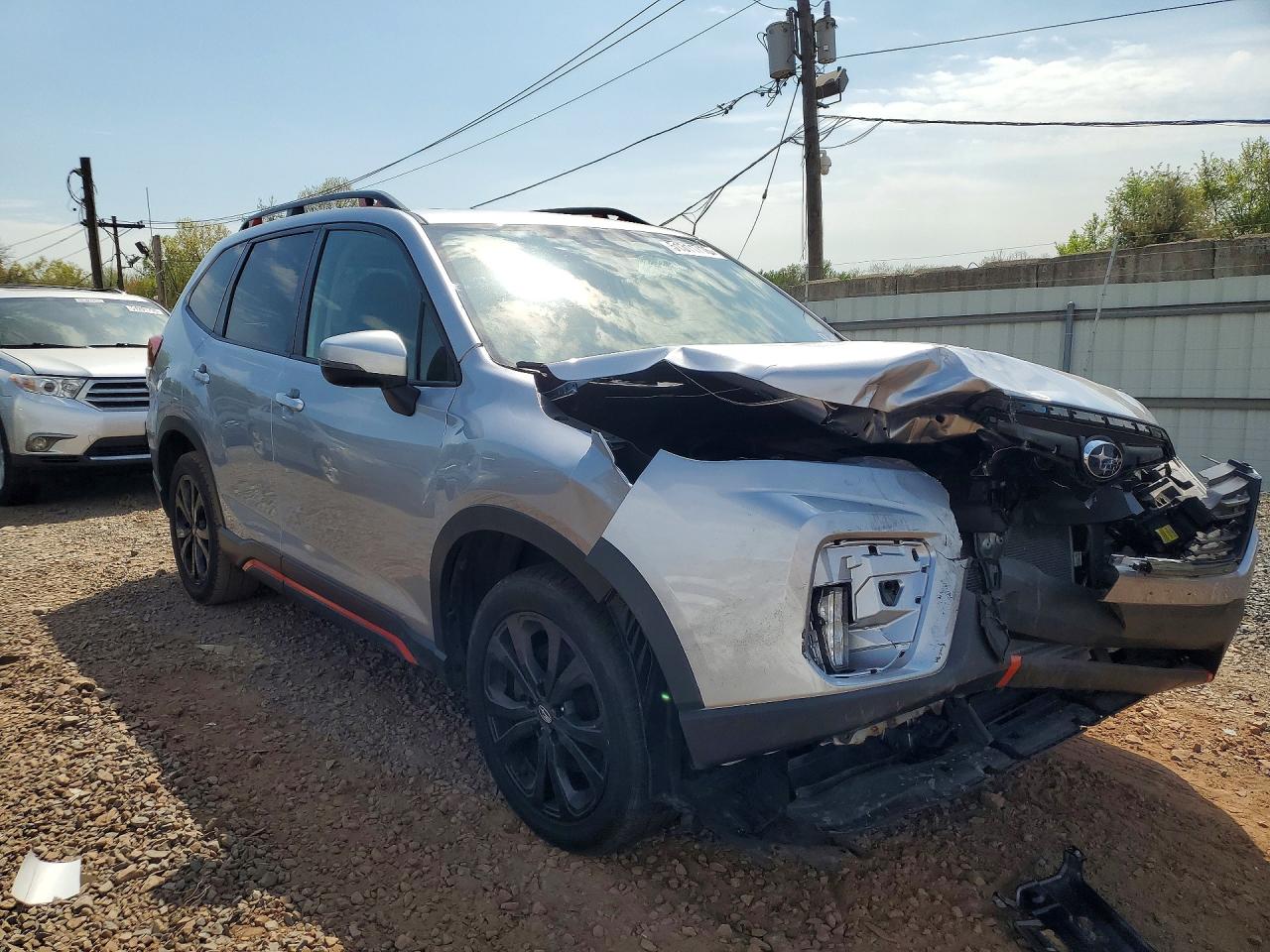 2019 SUBARU FORESTER SPORT photo 7