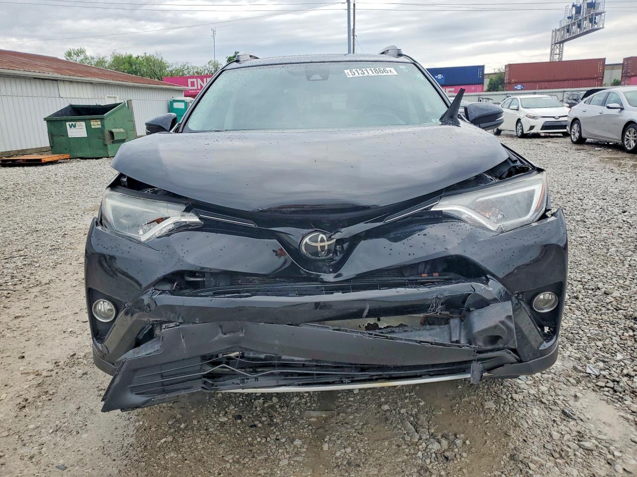 2018 TOYOTA RAV4 XLE photo 13