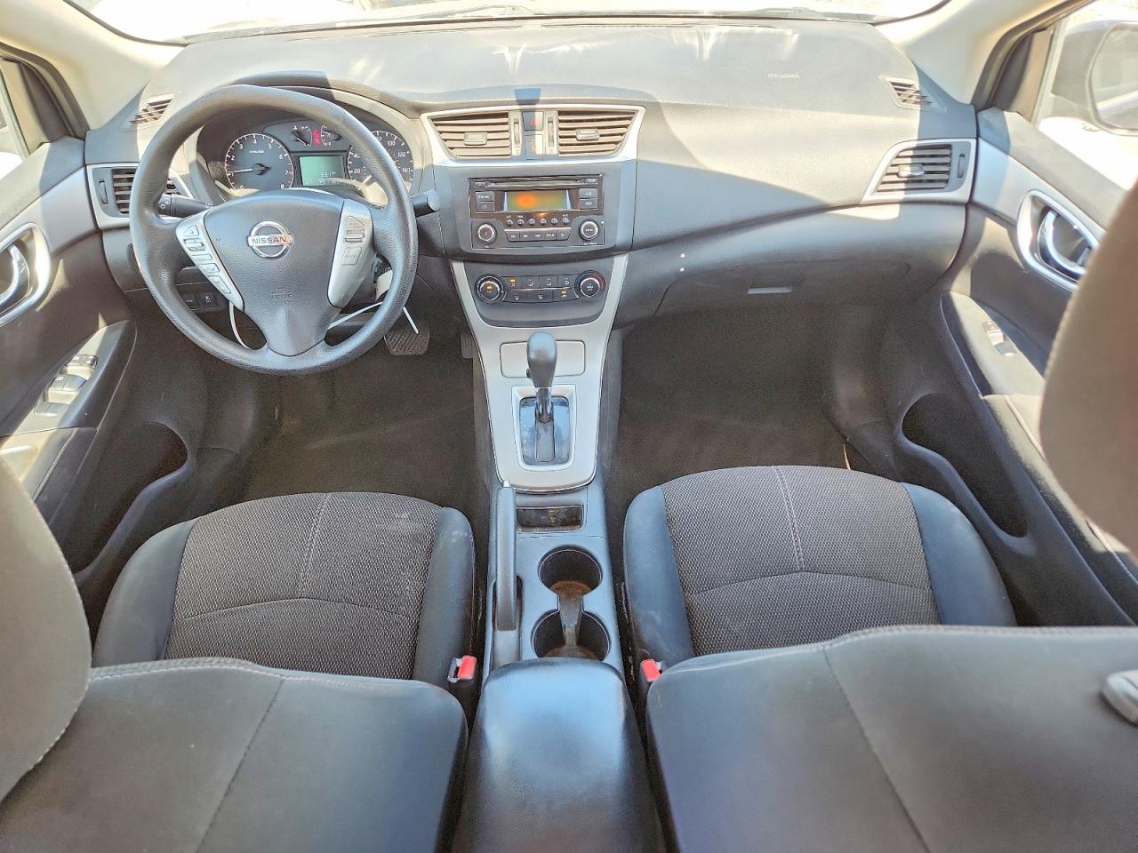 2015 NISSAN SENTRA S photo 15