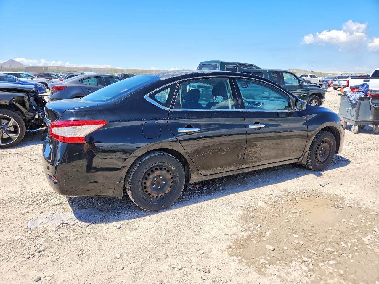 2015 NISSAN SENTRA S photo 5