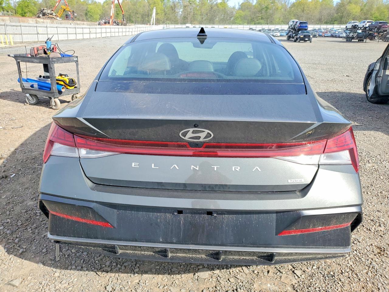 2025 HYUNDAI ELANTRA LIMITED photo 6