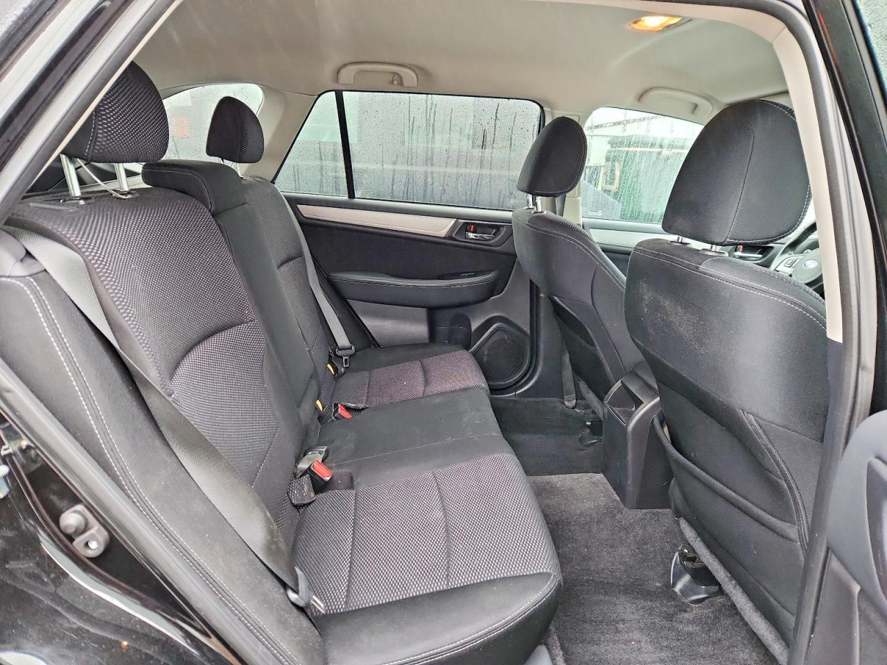 2015 SUBARU OUTBACK 2.5I PREMIUM photo 31