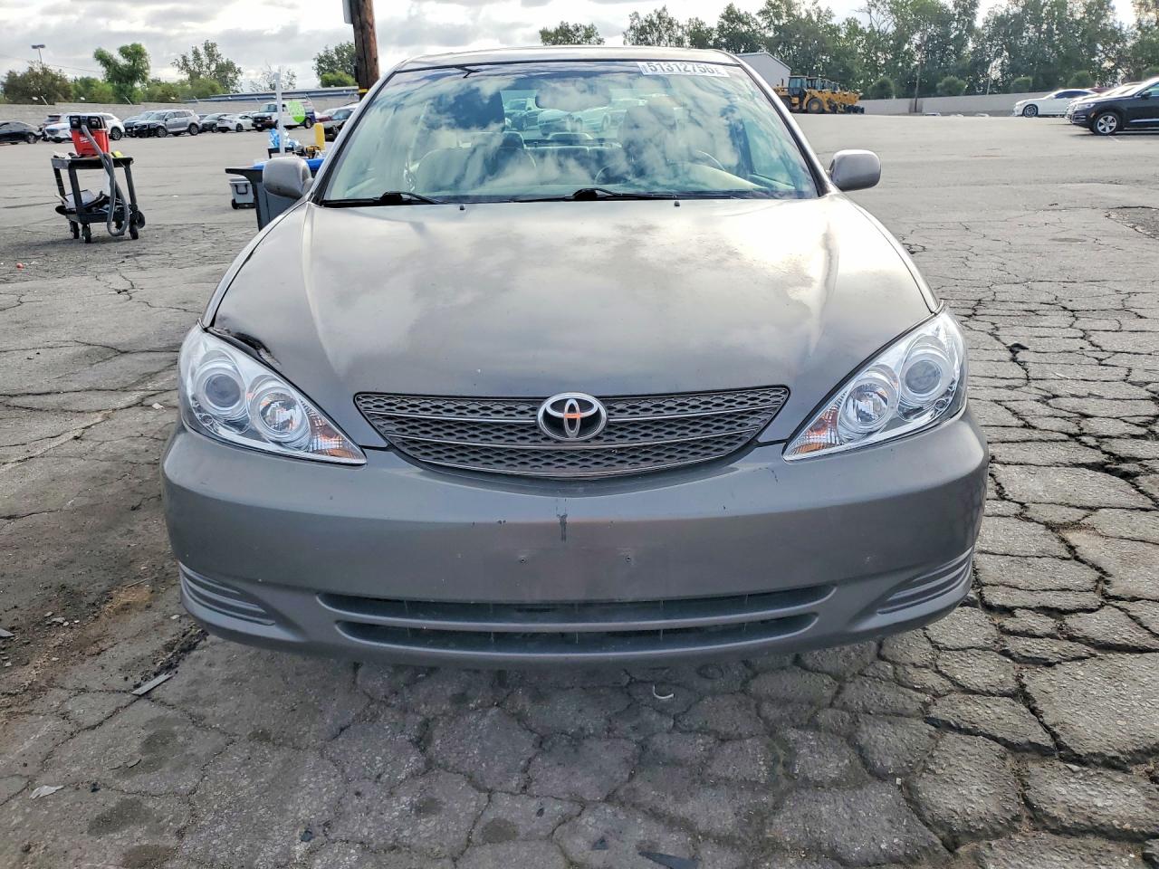 2002 TOYOTA CAMRY XLE V6 photo 13