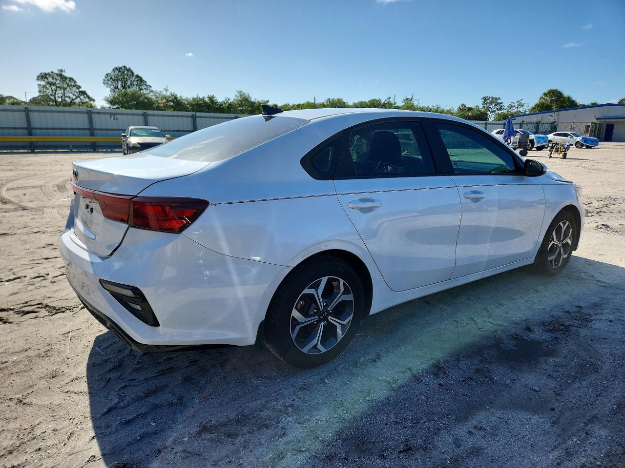 2021 KIA FORTE LXS photo 7