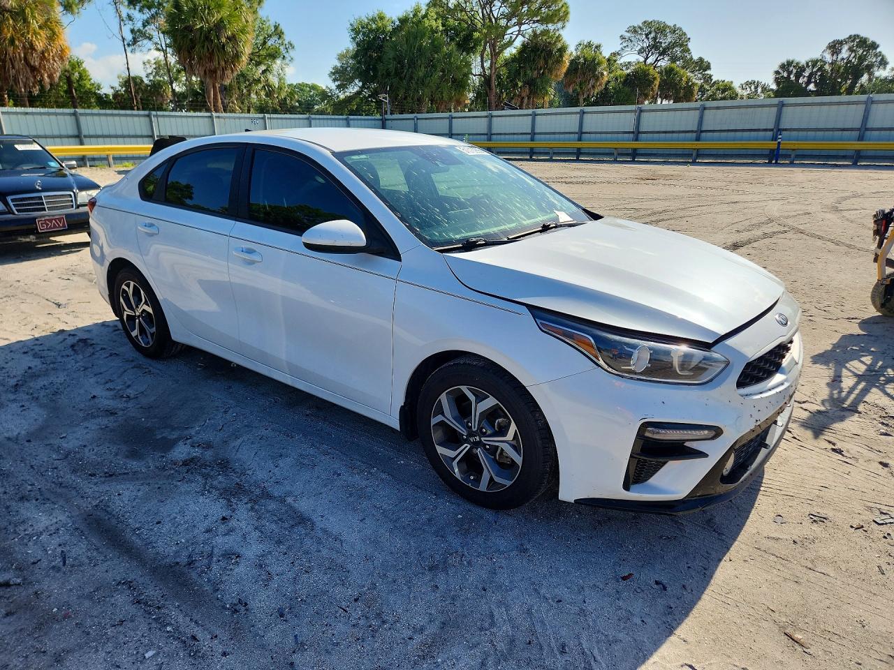 2021 KIA FORTE LXS photo 10