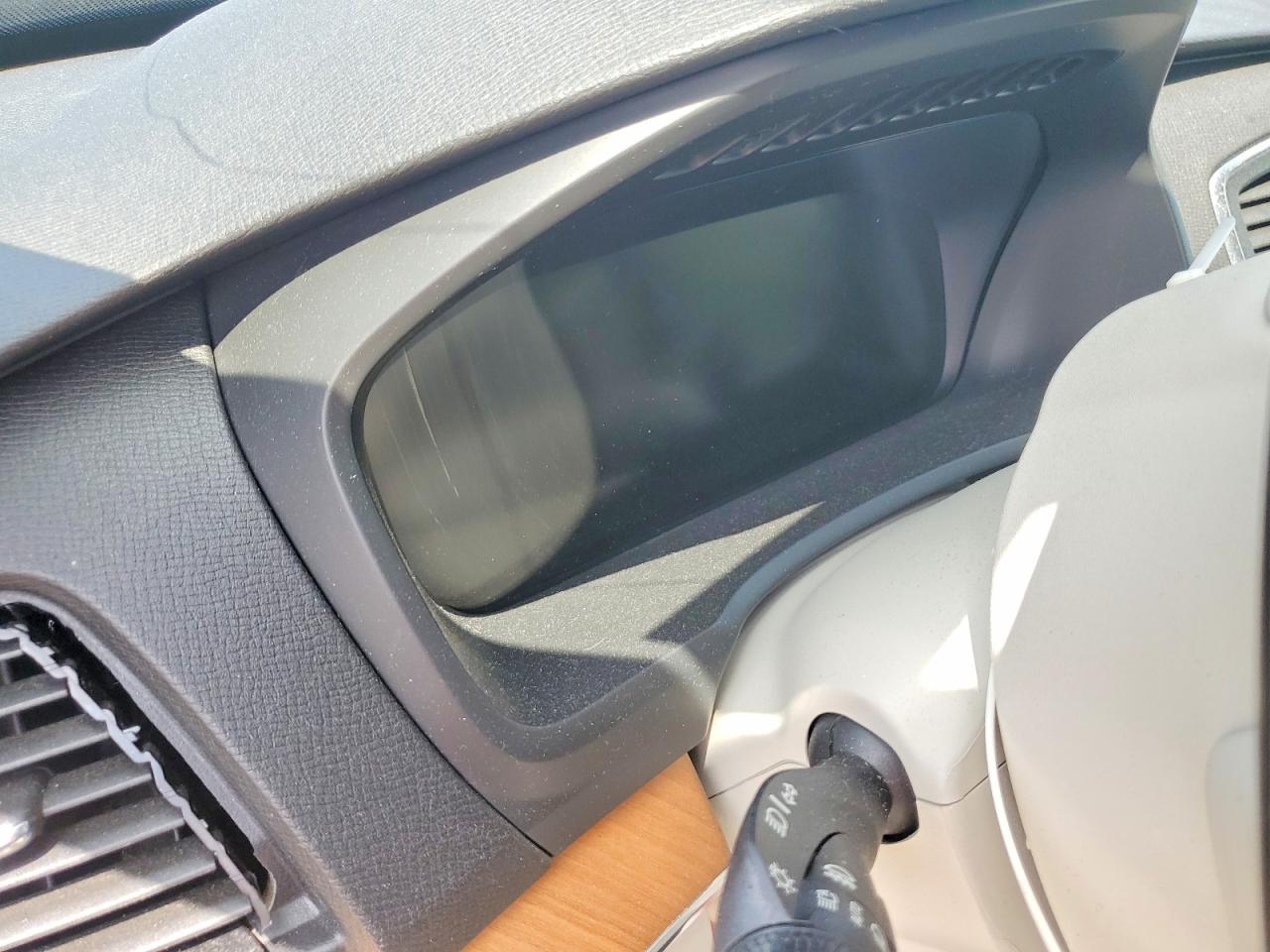 2021 VOLVO XC90 T6 MOMENTUM photo 25