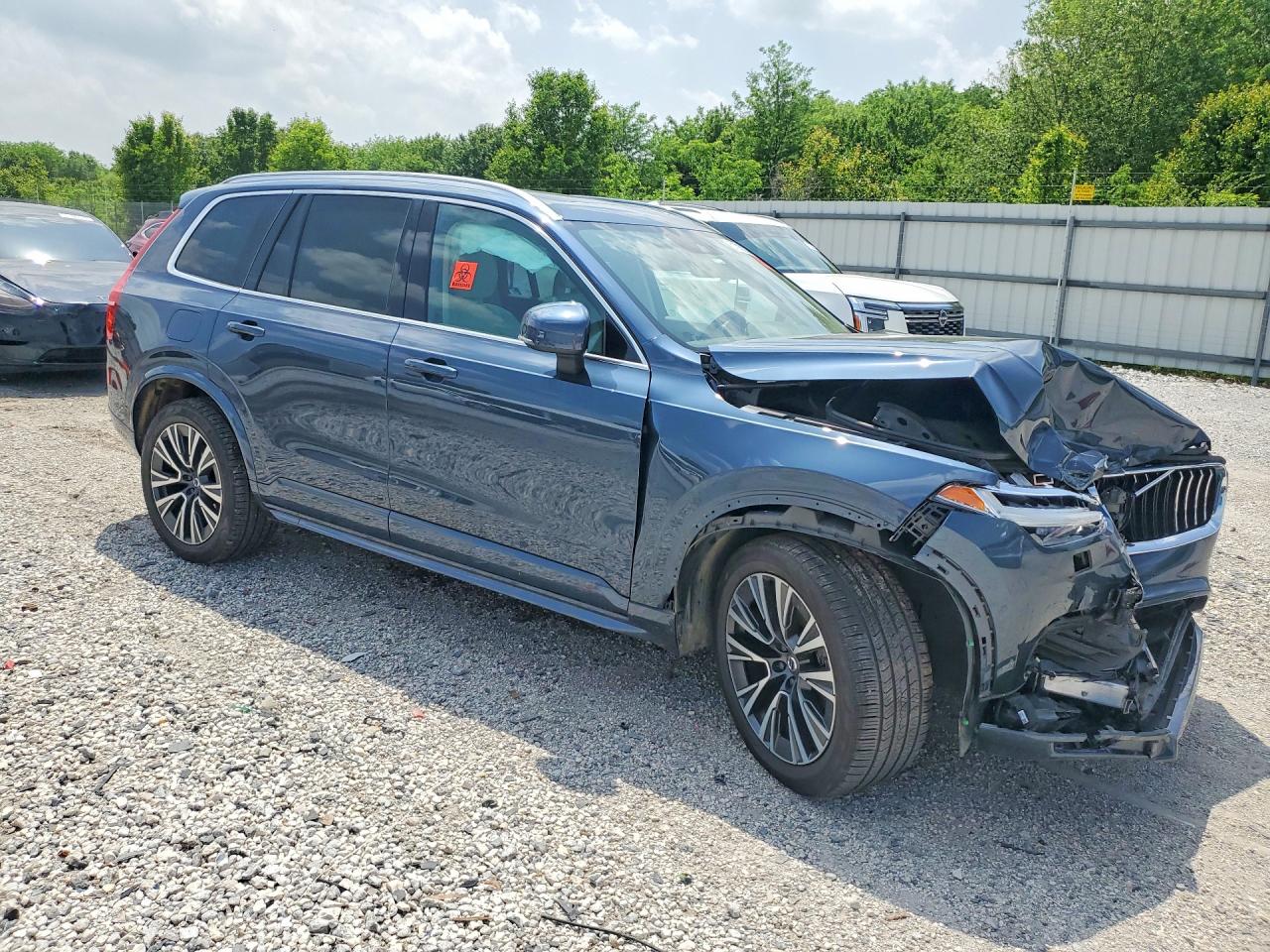 2021 VOLVO XC90 T6 MOMENTUM photo 10