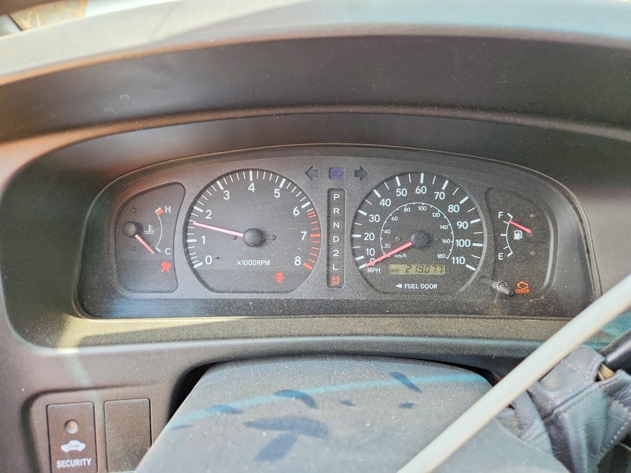 1998 TOYOTA SIENNA XLE photo 17