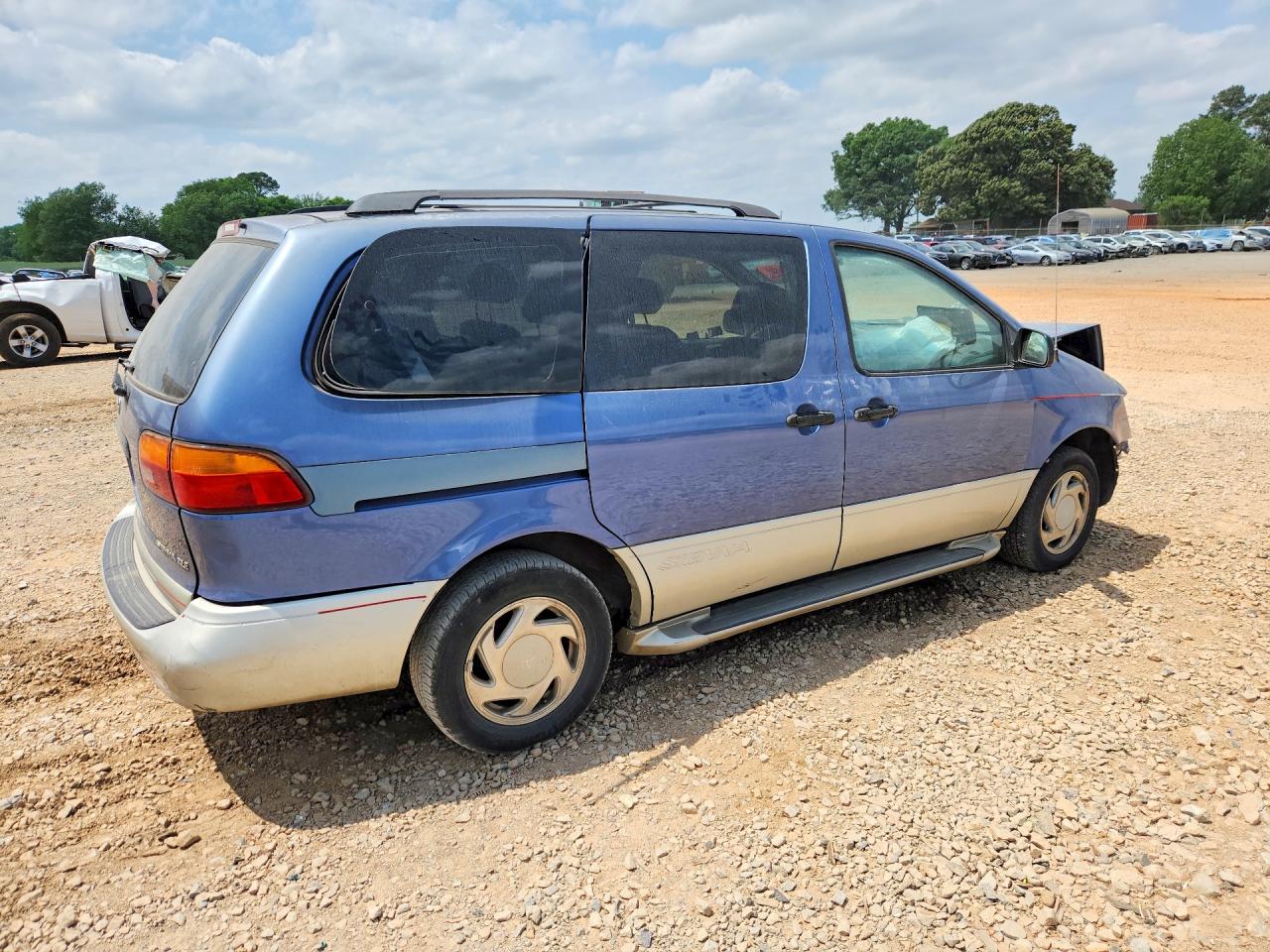 1998 TOYOTA SIENNA XLE photo 5
