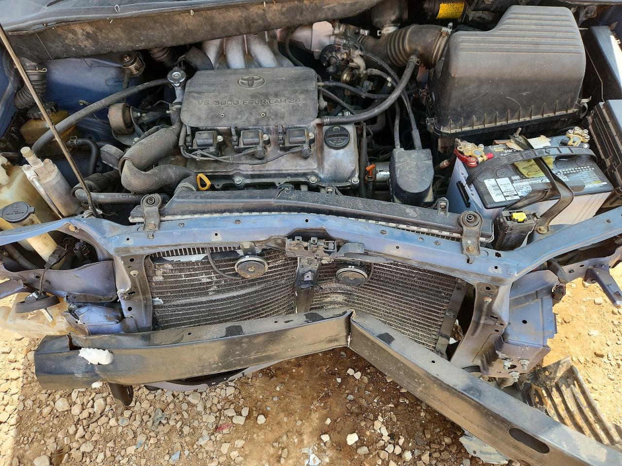 1998 TOYOTA SIENNA XLE photo 23