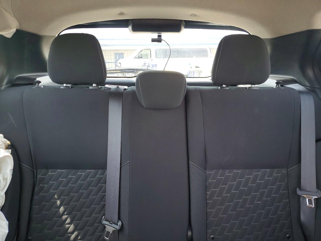 2022 NISSAN KICKS S photo 19