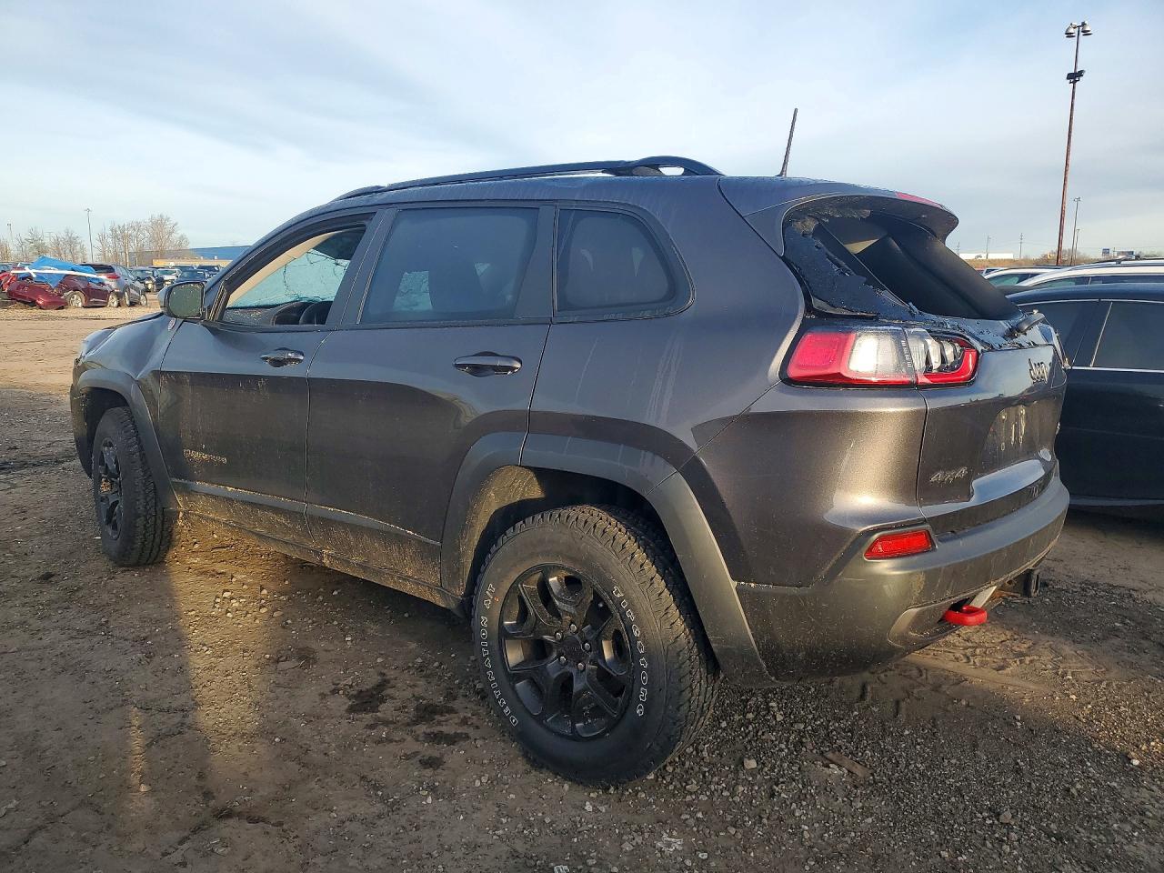 2022 JEEP CHEROKEE TRAILHAWK photo 4